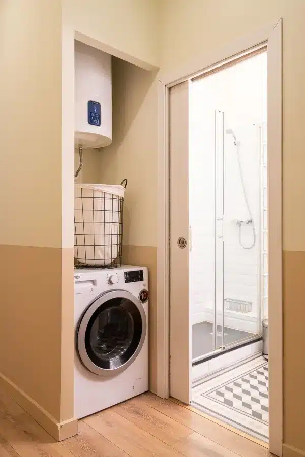 3-Bedroom 2-Bathroom Apartment - PRAL11