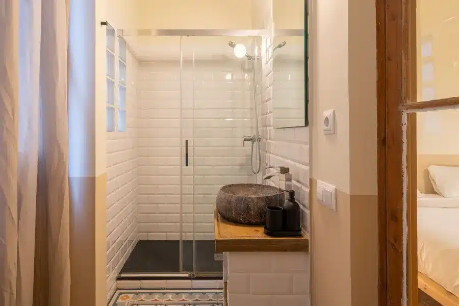3-Bedroom 2-Bathroom Apartment - PRAL11