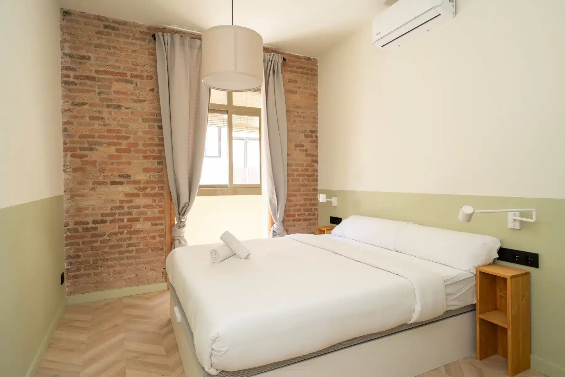 2-Bedroom 2-Bathroom Apartment - 212