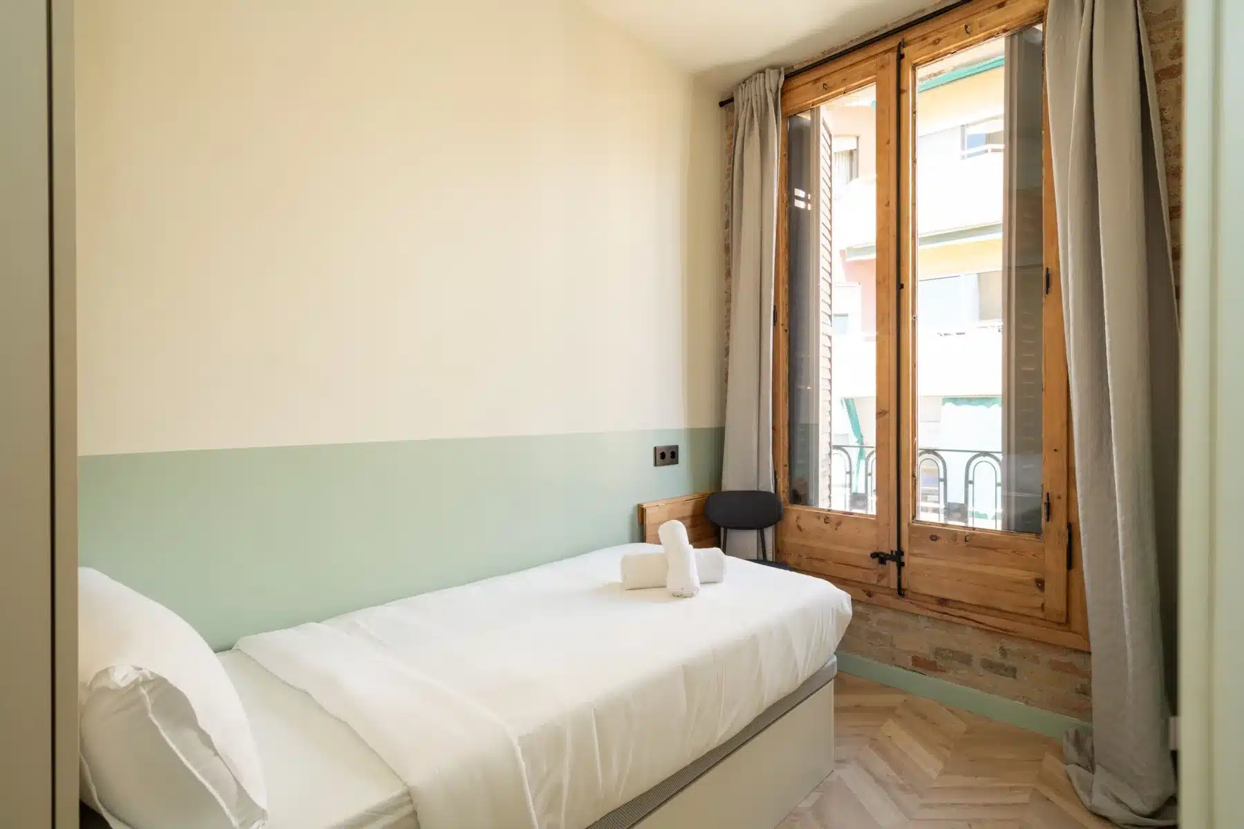 2-Bedroom 2-Bathroom Apartment - 212