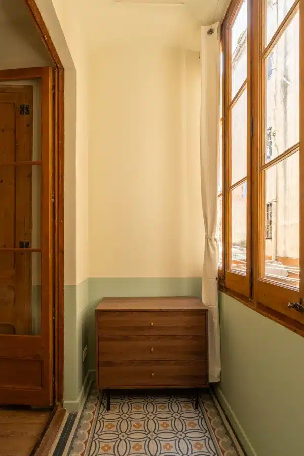 3-Bedroom 2-Bathroom Apartment - 111