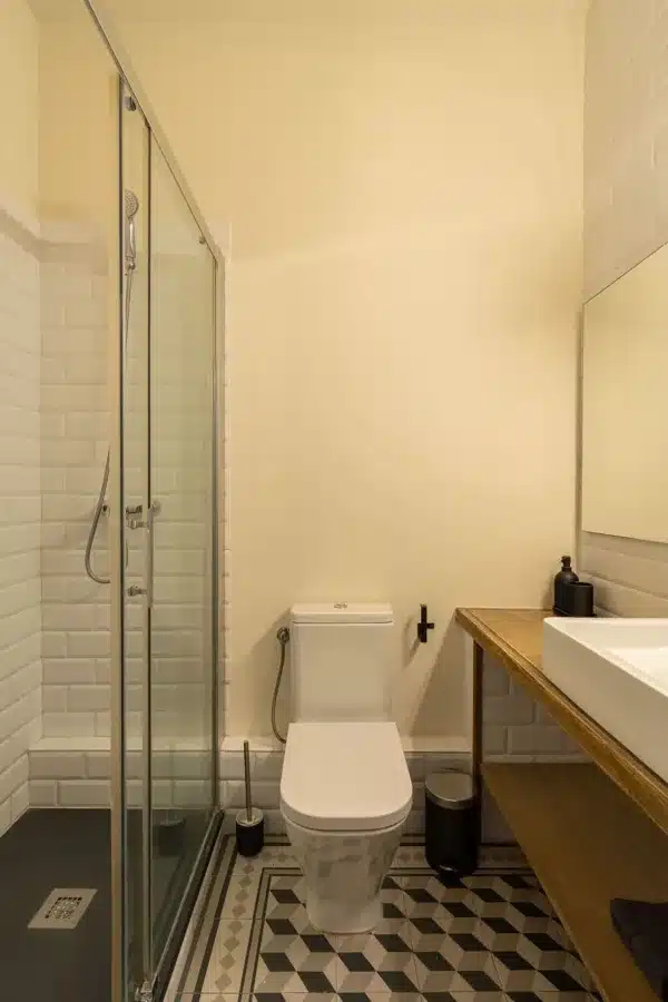 3-Bedroom 2-Bathroom Apartment - 111