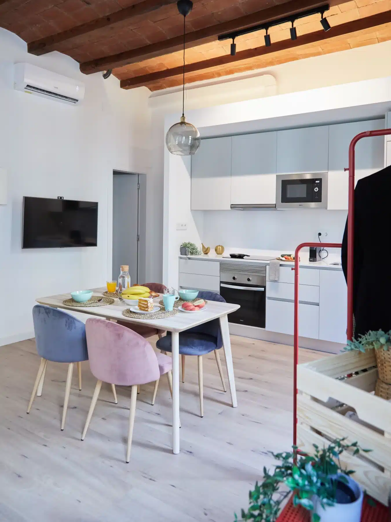 4-Bedroom 2-Bathroom Apartment - 122